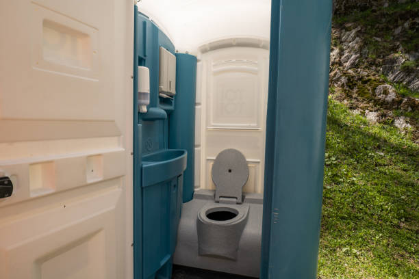 Best Affordable portable toilet rental  in West Unity, OH